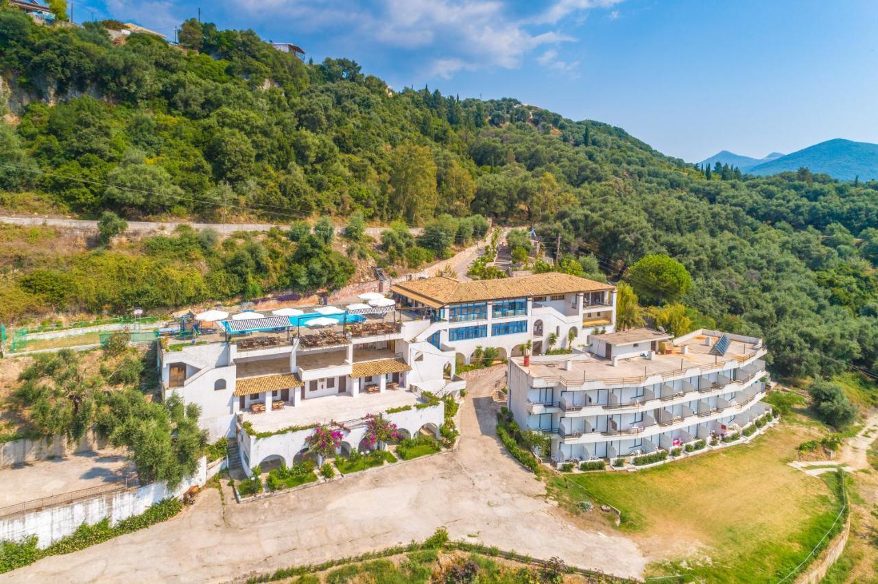 Hotel Arilla 3*